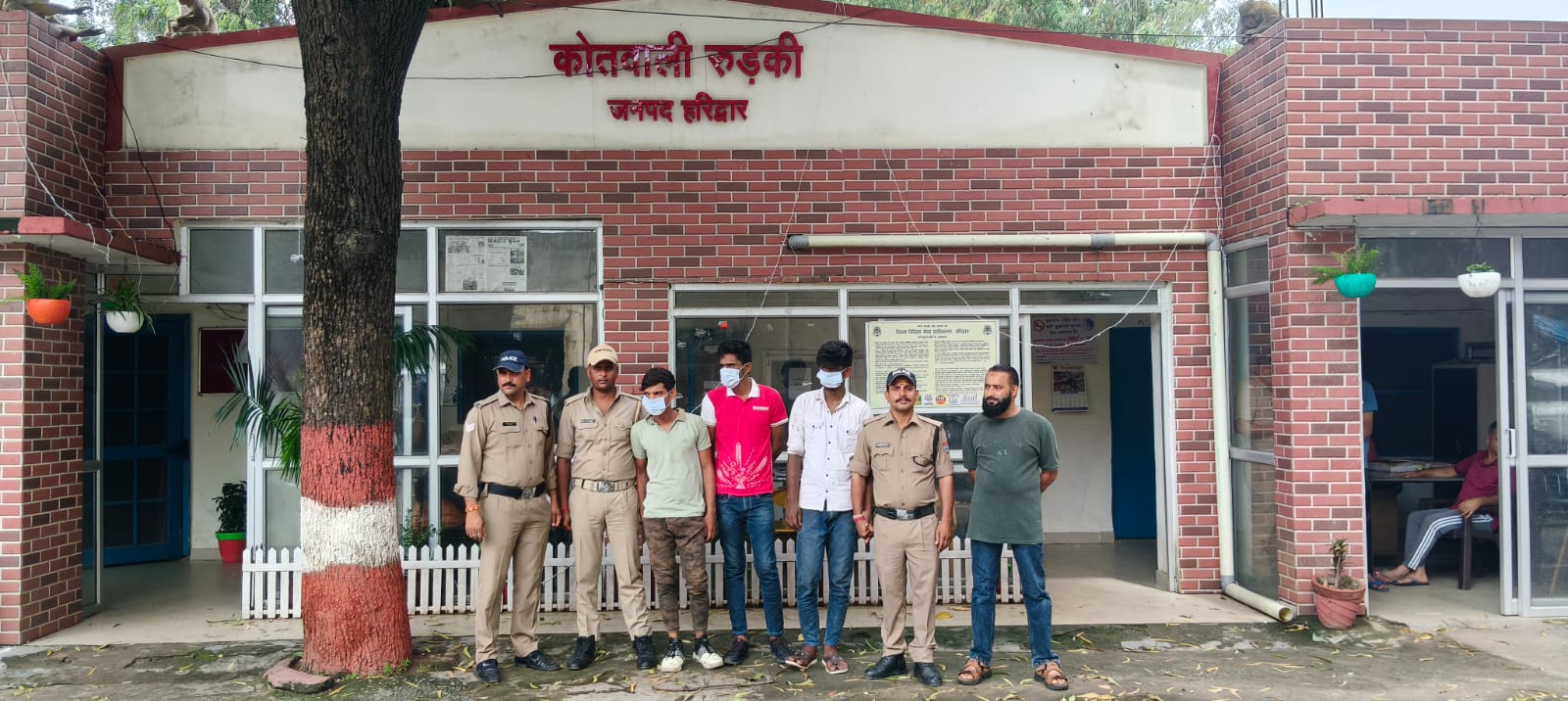 कामयाबी : हरिद्वार पुलिस ने 24 घंटे में सुलझाई मंदिर चोरी की गुत्थी, तीन शातिर चोर गिरफ्तार, (हरिद्वार)-दीपक मौर्य-