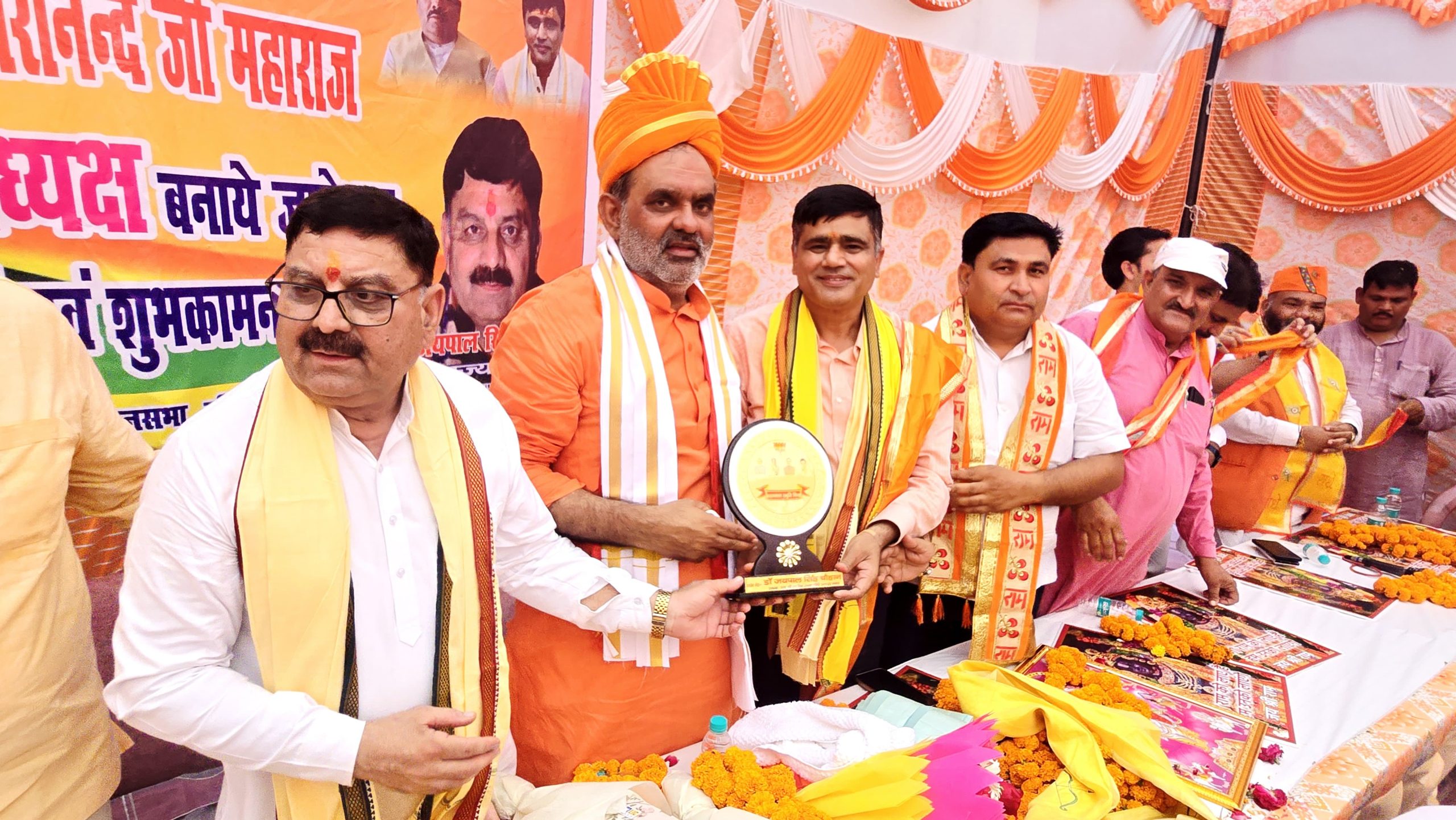 मुख्यमंत्री धामी की लोकप्रियता से विपक्ष परेशान, स्वामी यतीश्वरानंद का खेड़ली में भव्य स्वागत, (हरिद्वार)-दीपक मौर्य-