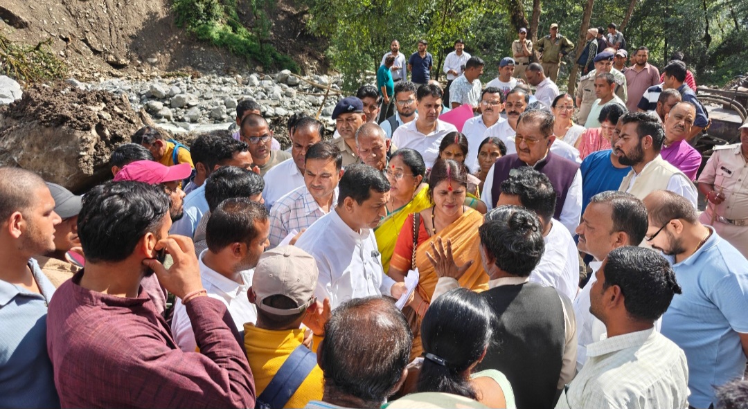 सांसद अनिल बलूनी ने छेनागाड़ आपदा प्रभावितों को दिलाया त्वरित सहायता का भरोसा, (हरिद्वार)-दीपक मौर्य-